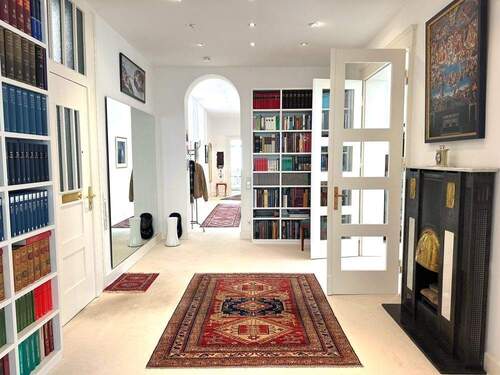 Flur - Herrenhausens ruhige Bestlage: Stilvolle Beletage mit besonderem Wohngefühl