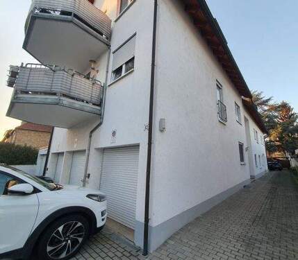 Hausansicht - 4 Zimmer Etagenwohnung zum Kaufen in Bürstadt