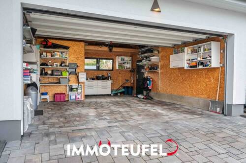 Garage - 