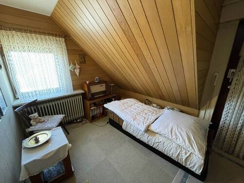 Schlafzimmer 1 DG - 