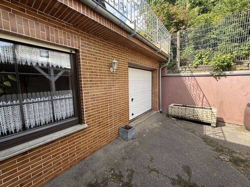 Garage - 