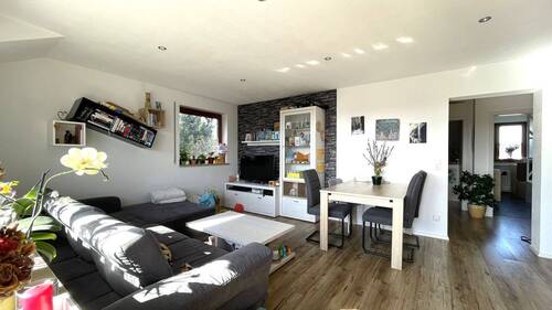 Wohn- und Esszimmer - 