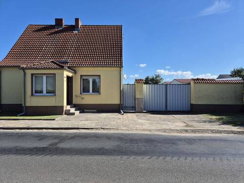  Hausansicht - 4 Zimmer Einfamilienhaus zum Kaufen in Treuenbrietzen