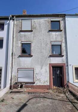 Frontansicht - Handwerkerhaus mit verschiedenen Optionen