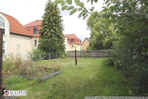 Gartenansicht - 1 Zimmer Mehrfamilienhaus, Wohnhaus zum Kaufen in Nossen
