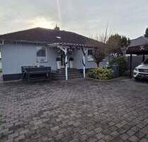 gepflegter Familienbugalow mit 6,5 Zimmern und Pool in der Wedemark