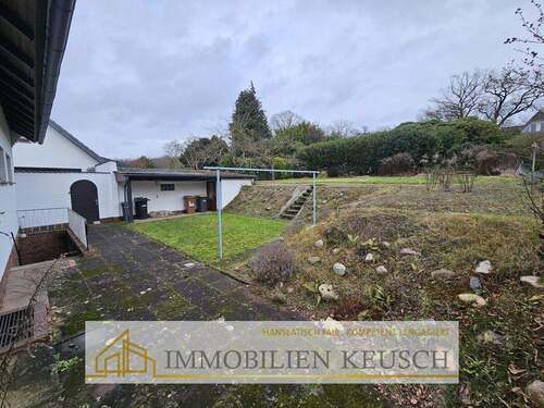 Terrasse-Schuppen-Garten über 2 Ebenen - 