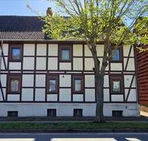 Historischer Charme trifft Raumvielfalt - Reihenendhaus auf drei Ebenen - Jerxheim