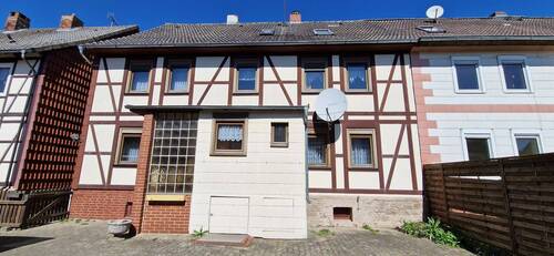 Objektansicht Rückseite - 8 Zimmer Reihenendhaus zum Kaufen in Jerxheim