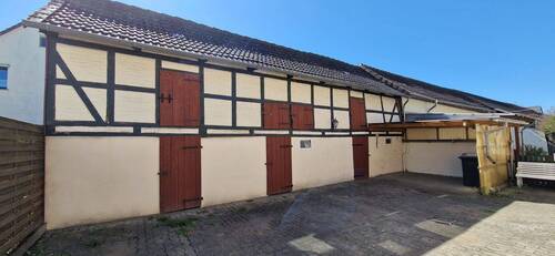 Nebengebäude - 8 Zimmer Reihenendhaus in Jerxheim