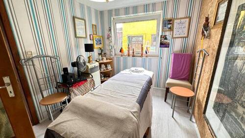 Bild 3 - 4 Zimmer Mehrfamilienhaus, Wohnhaus in Göllheim