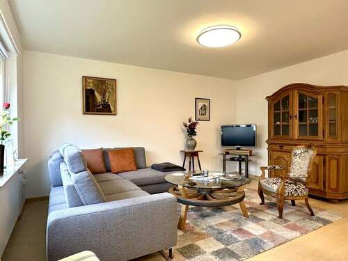 Wohnbereich - 3 Zimmer Etagenwohnung zum Kaufen in Trier / Heiligkreuz