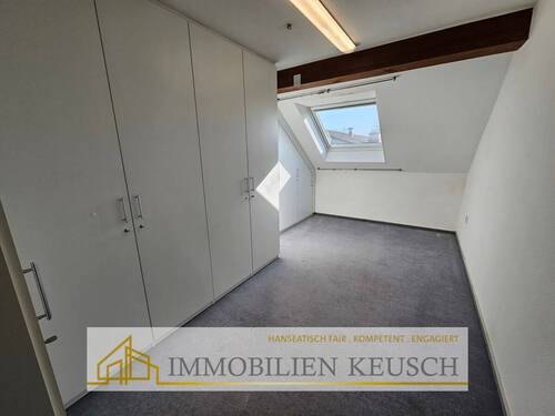 Zimmer 1 mit Einbauschränke - 