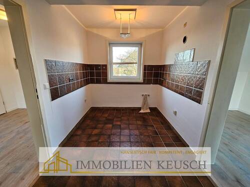 Küche beidseitig begehbar - 