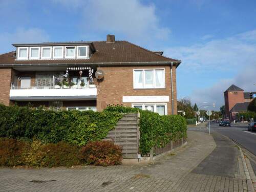 Rückansicht Straße - 