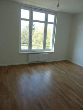 Zimmer 2 - 