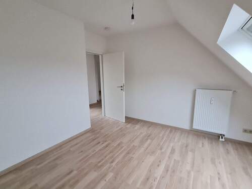 Kinderzimmer - Bild 2.jpg - 