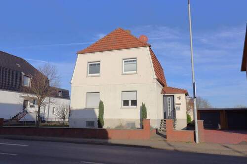 IMG_1885.JPG - Modernisiertes Zweifamilienhaus im Innenstadtbereich mit großem Garten - auch wunderbar als Einfamilienhaus nutzbar -