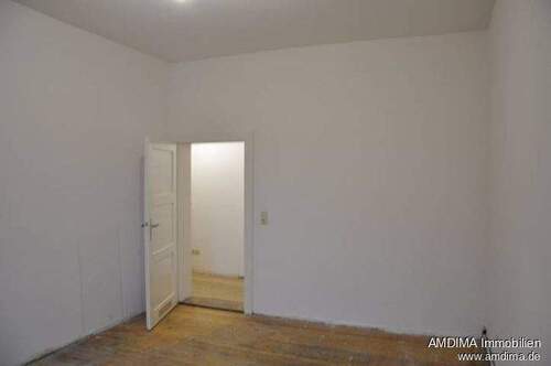 Wohnzimmertüre - Etagenwohnung mit 53,00 m&sup2; in Nürnberg / Südwestliche Außenstadt zum Kaufen