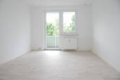 Wohnzimmer Vergleichswohnung - Hübsche 2-Raum-Wohnung mit Balkon nahe Stadtpark