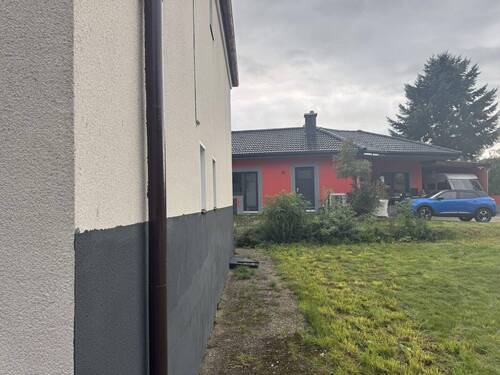 Bild 1 - Zweifamilienhaus mit 500 m2 Grundstück