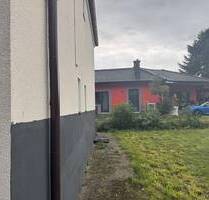 Zweifamilienhaus mit 500 m2 Grundstück - Rosstal Roßtal
