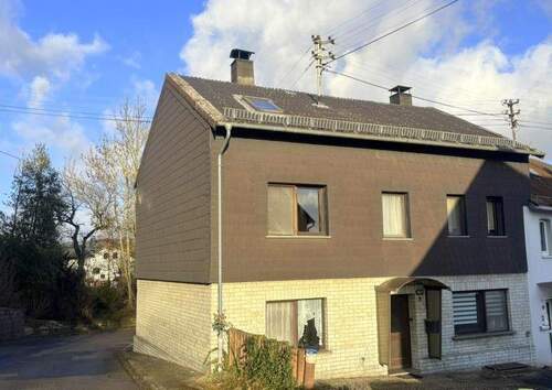 Hausansicht - Gemütliches Einfamilienhaus mit kleinem Garten in Hüblingen