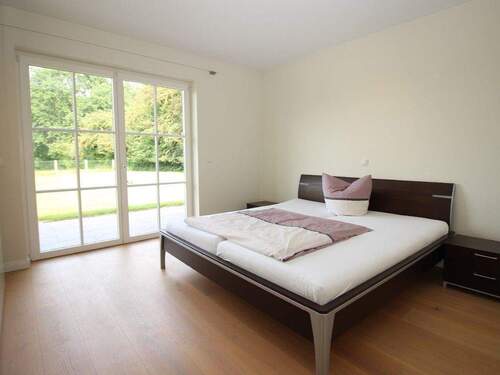 Schlafzimmer Erdgeschoss - 