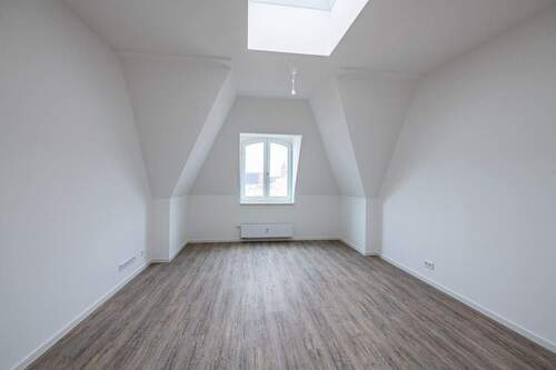 Best_Place_Schmiljanstraße_7_8_WE27_Zimmer4-17 - 