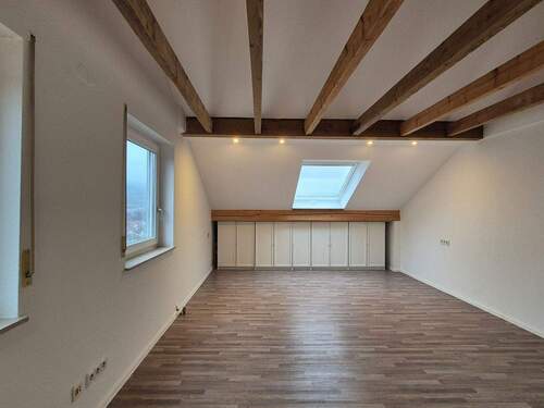 Kinderzimmer - Etagenwohnung mit 99,00 m&sup2; in Pfullingen zur Miete
