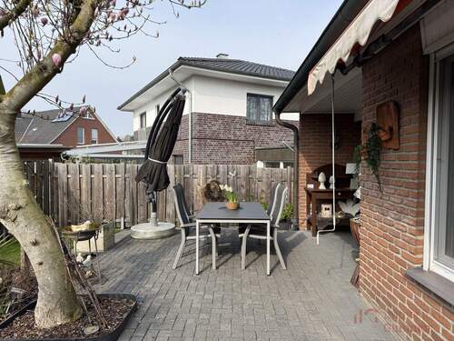 Terrasse - Einfamilienhaus mit 174,30 m&sup2; in Neuenkirchen zum Kaufen