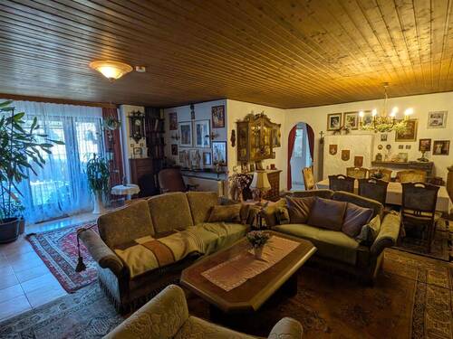 Wohn- und Esszimmer - 