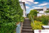 Treppenaufgang zum Haus - 