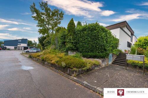 Ansicht Ost - 7 Zimmer Einfamilienhaus in Leutenbach