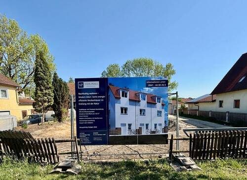 Grundstück für Neubau - sechs Reihemittelhäuser - 