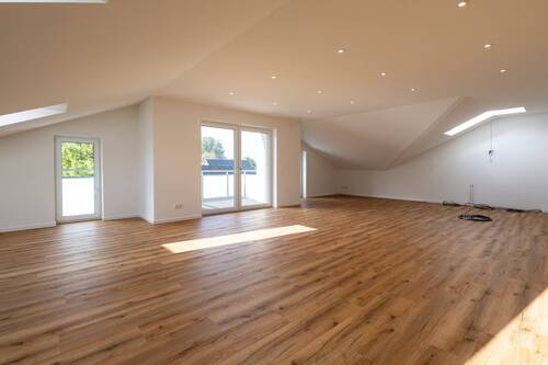 Wohnen - 3 Zimmer Etagenwohnung in Friedrichstadt