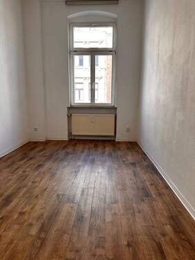 Schlafzimmer.jpeg - 2 Zimmer Etagenwohnung in Halle (Saale)