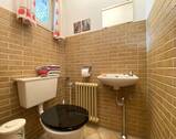 EG - WC - 