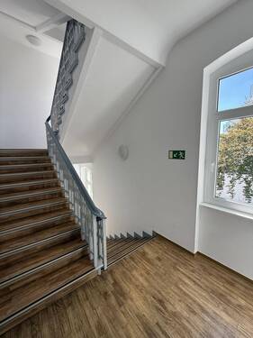 Treppenhaus - Büro in Kassel zur Miete
