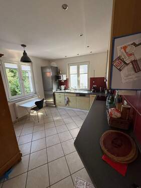 Einbauküche - 6 Zimmer Einfamilienhaus in Bad Homburg