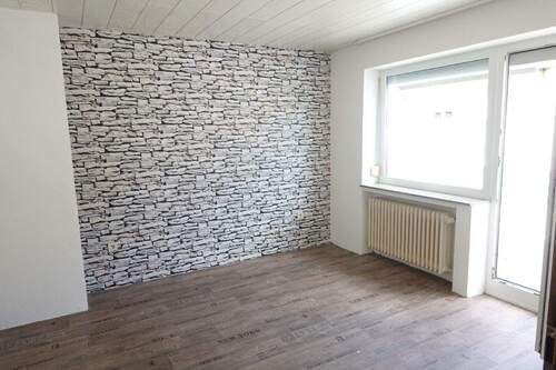 Kinderzimmer mit Loggiazugang - 