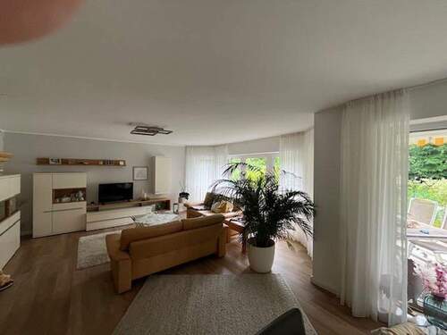 Wohnzimmer - 4 Zimmer Etagenwohnung in Oer-Erkenschwick