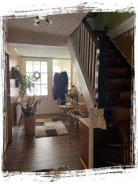 Flur-1.jpg - Mehrfamilienhaus, Wohnhaus in Schmölln