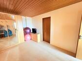 weiteres Zimmer 2.OG - 