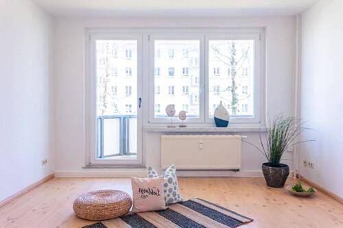 Wohnzimmer Vergleichswohnung - In ruhiger Seitenstraße gelegene 3-Raum-Whg. mit Balkon