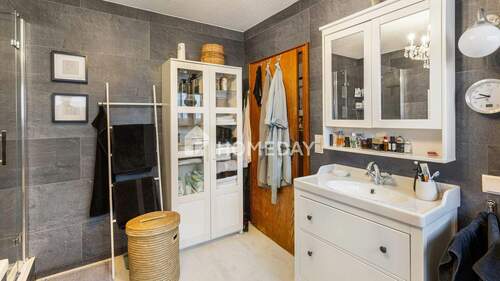 EG Badezimmer 1 - 