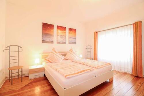 Schlafzimmer 1.1 - Einfamilienhaus in Cuxhaven zum Kaufen