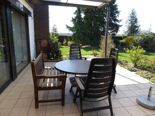 ebenerdige Terrasse - 