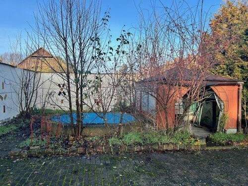 Hof / Pool / Pavillon - 