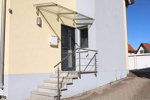 eigener Wohnungszugang - 2 Zimmer Etagenwohnung zum Kaufen in Balingen-Erzingen